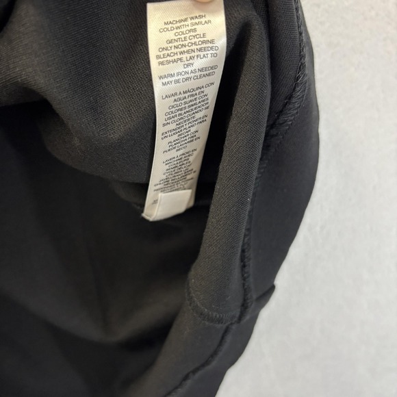 NWT Chico's 1 Ponte Pencil Skirt Womens 8 Black Knit Stretch Zip Back Office - Picture 9 of 12